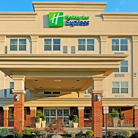 Holiday Inn Express Woodbridge By Ihg Avenel Kültér fotó