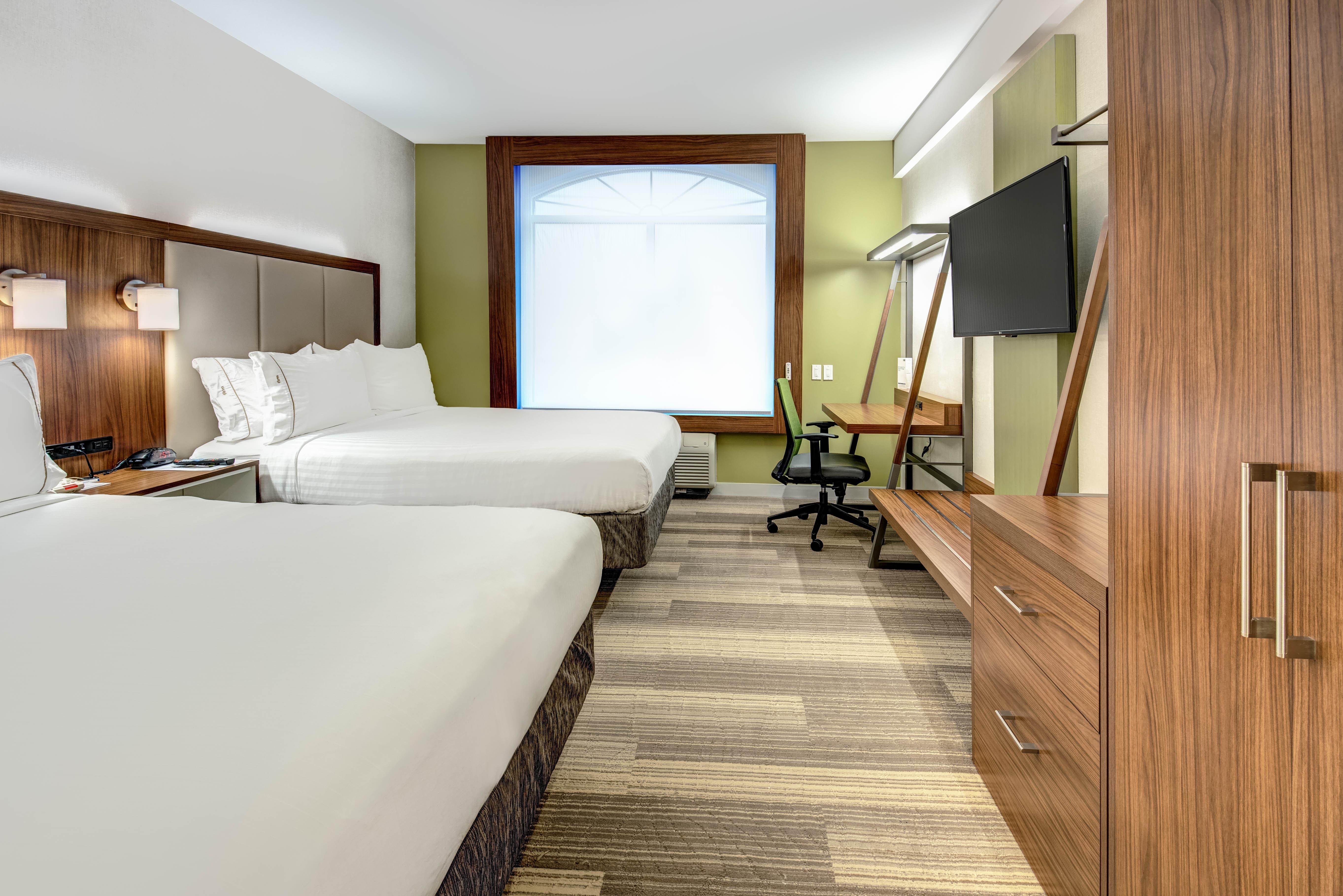 Holiday Inn Express Woodbridge By Ihg Avenel Kültér fotó