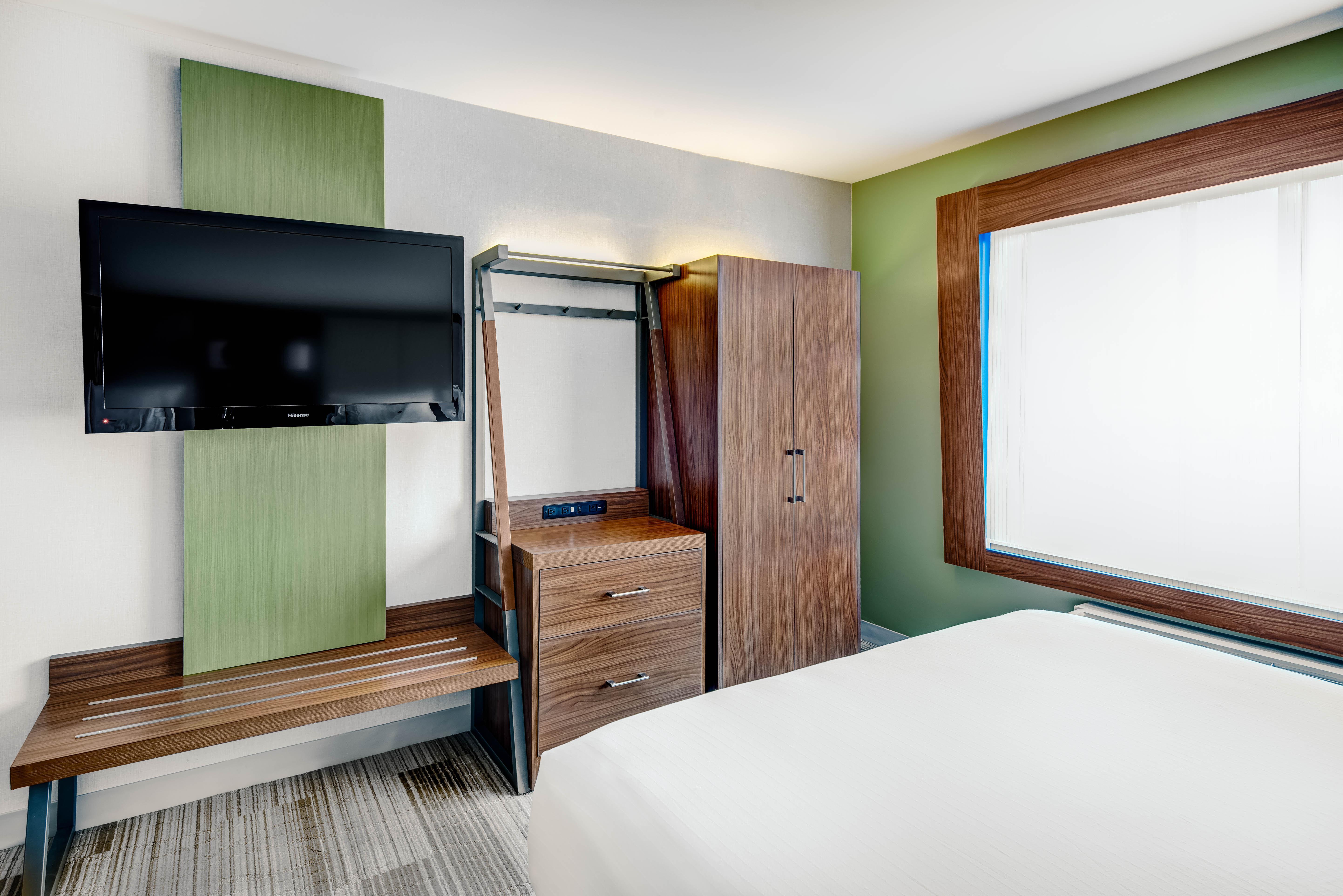 Holiday Inn Express Woodbridge By Ihg Avenel Kültér fotó