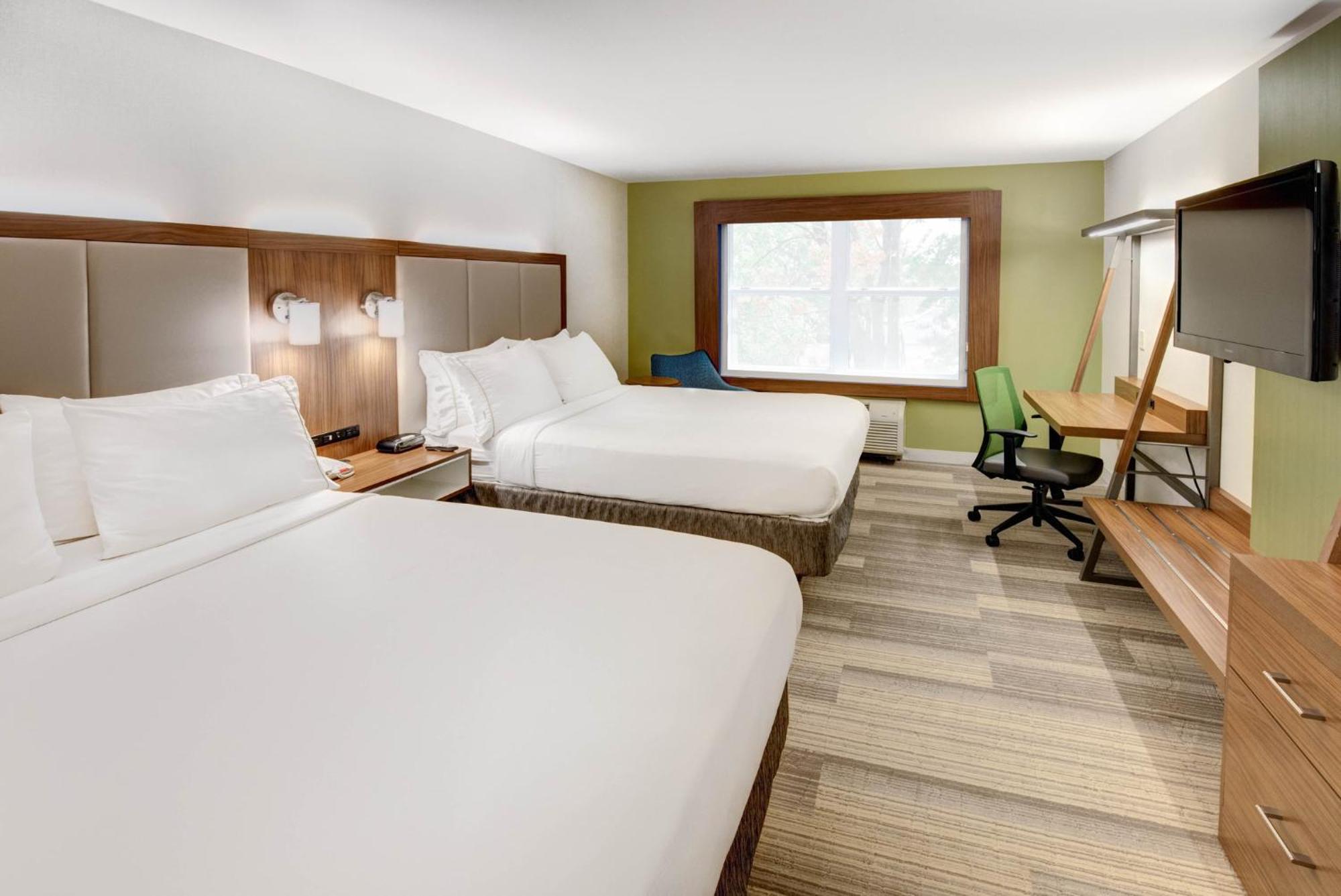 Holiday Inn Express Woodbridge By Ihg Avenel Kültér fotó